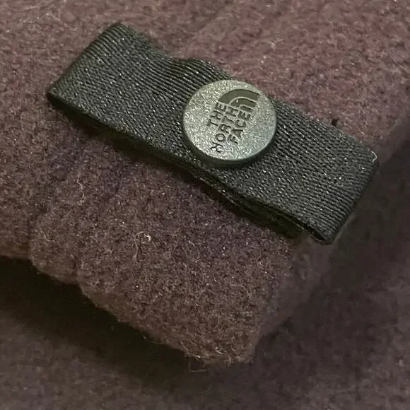 The North Face Women’s M Fleece Jacket | Plum Full Zip Outdoor Layer NWOT - Picture 9 of 10